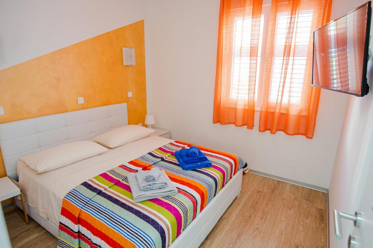 Exclusive Seaside Dream Apartments Murter Exteriör bild