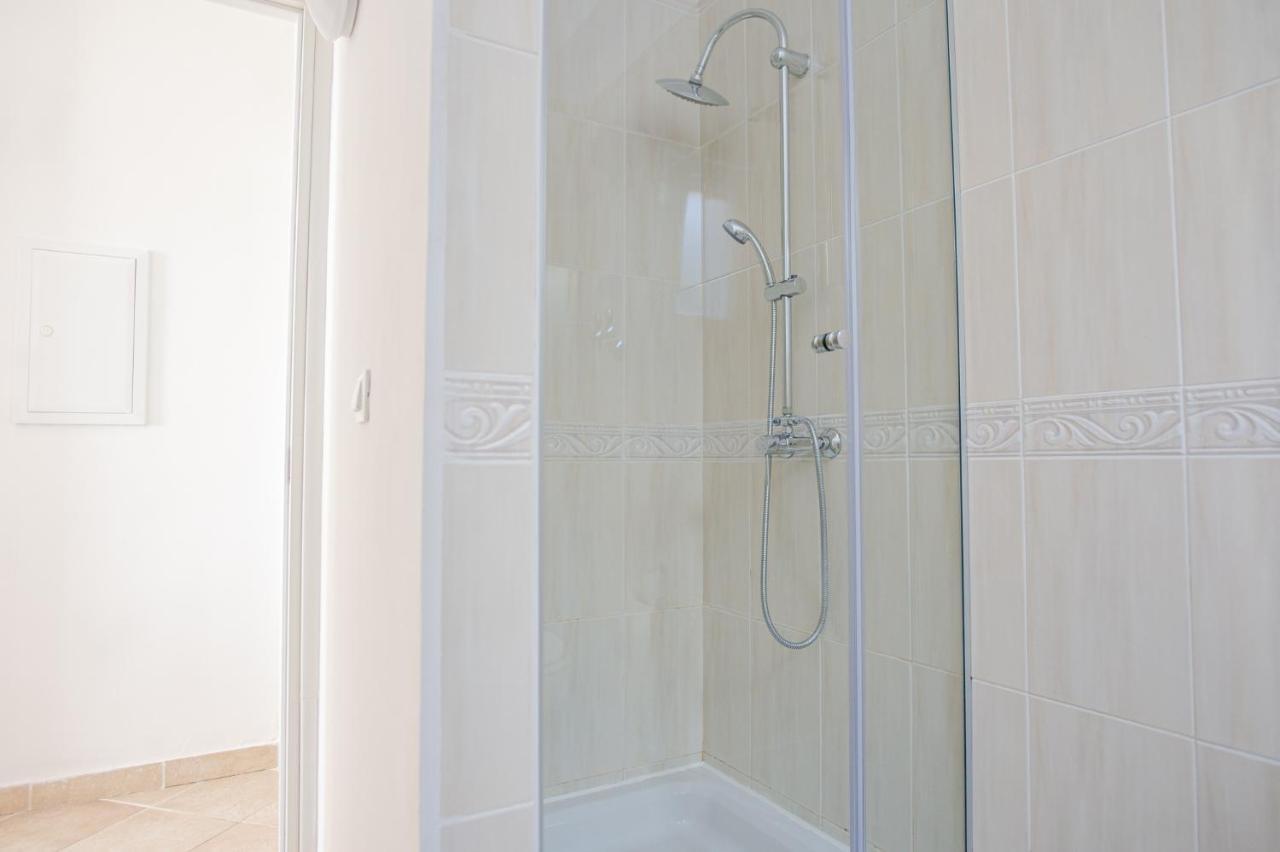 Exclusive Seaside Dream Apartments Murter Exteriör bild
