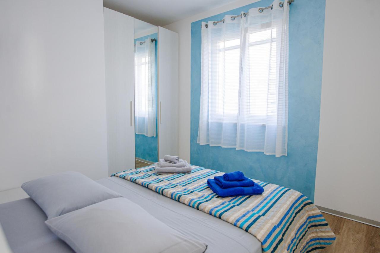 Exclusive Seaside Dream Apartments Murter Exteriör bild