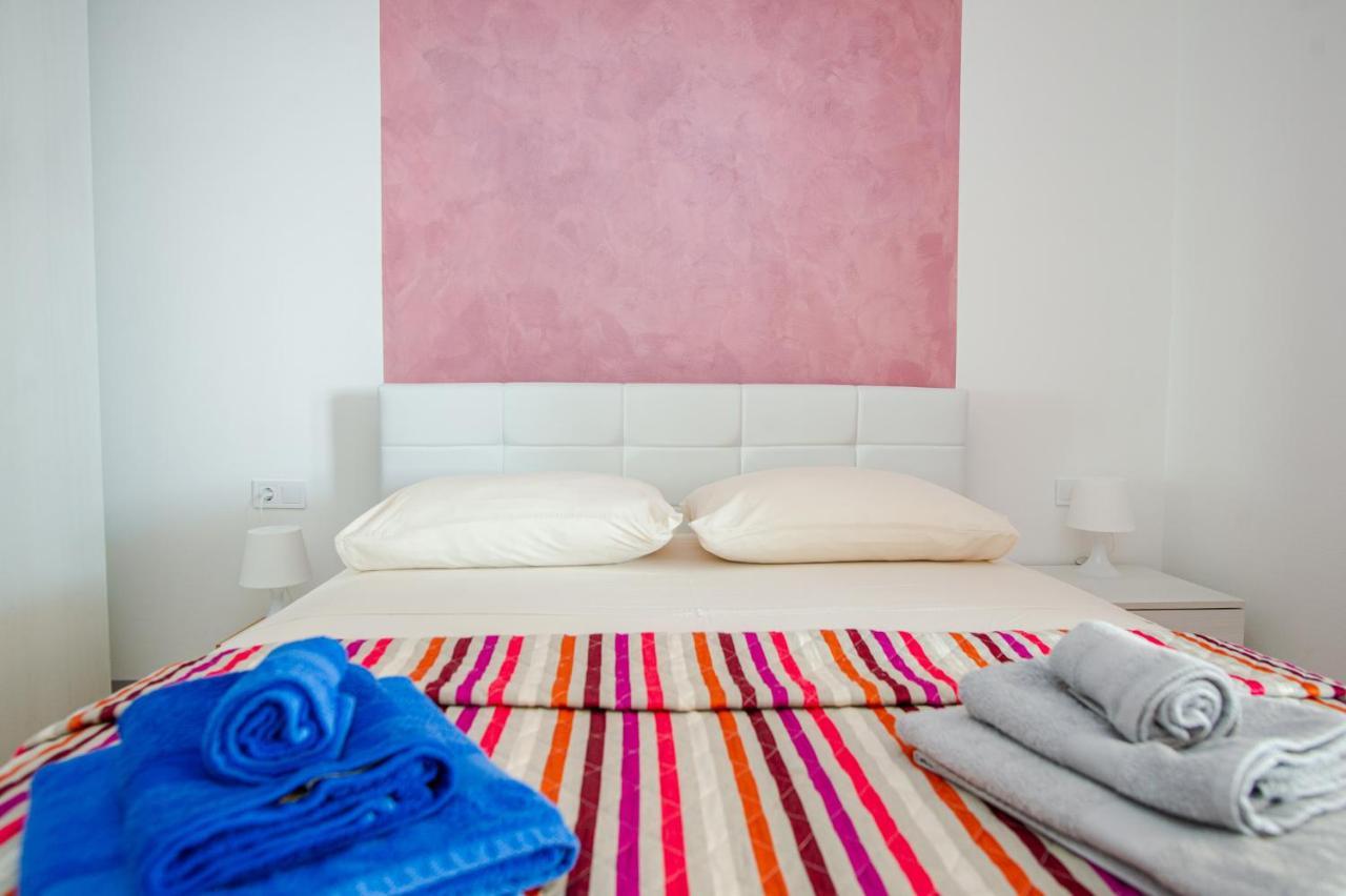 Exclusive Seaside Dream Apartments Murter Exteriör bild