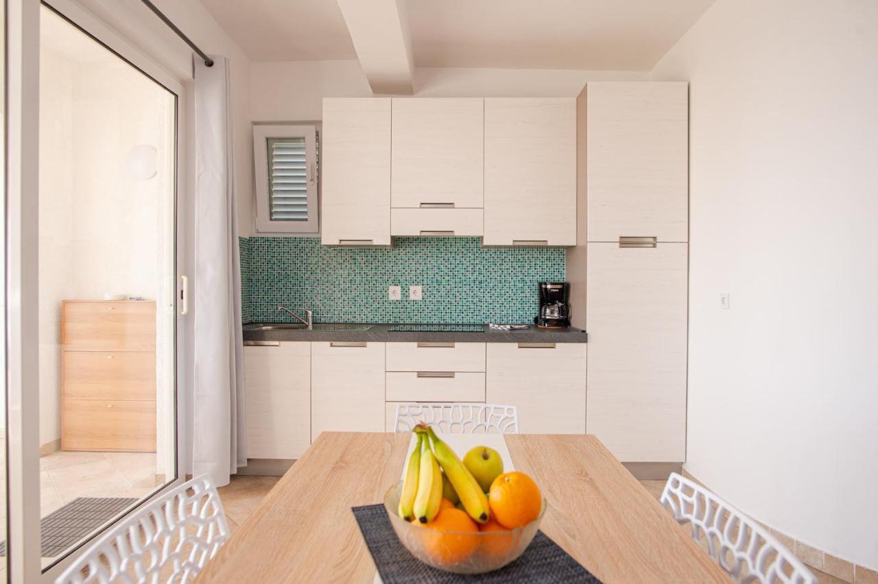 Exclusive Seaside Dream Apartments Murter Exteriör bild