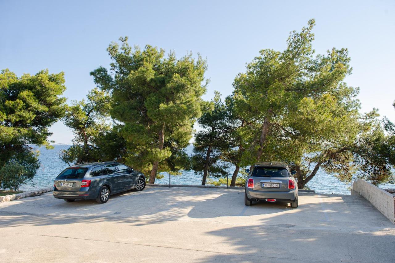 Exclusive Seaside Dream Apartments Murter Exteriör bild